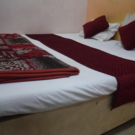Hotel Thakur Ji 博帕尔 外观 照片