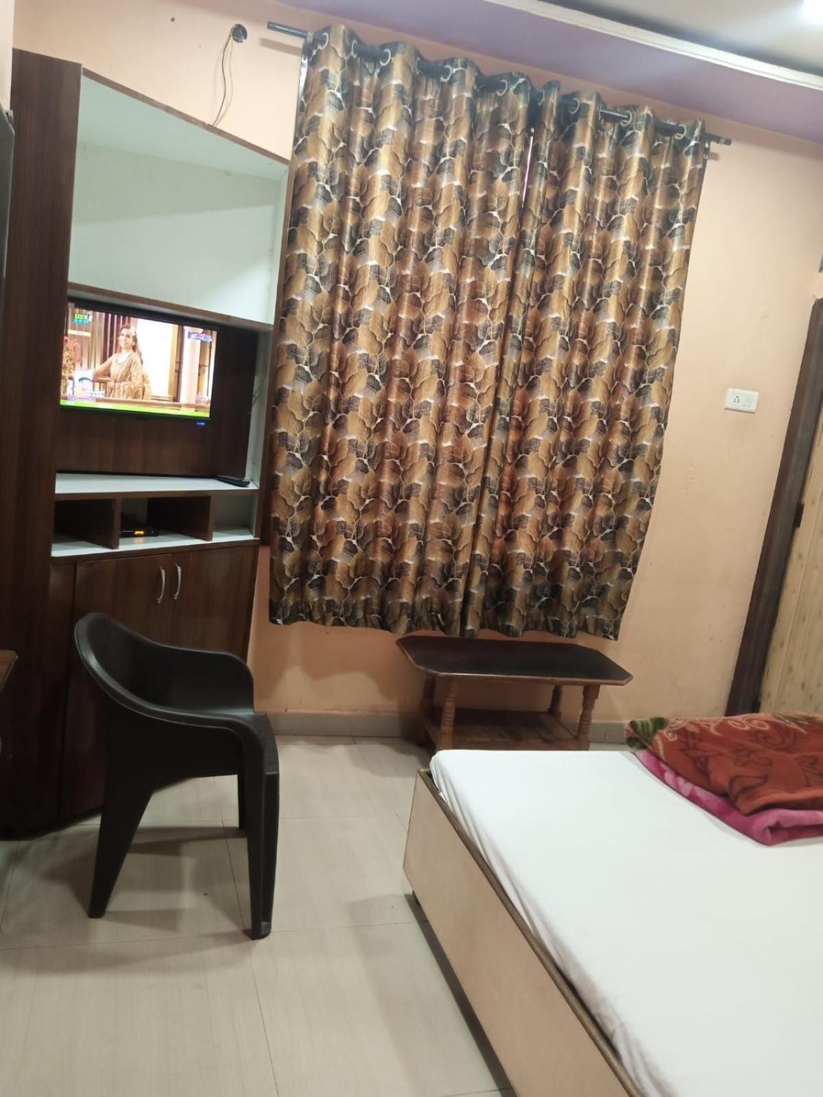 Hotel Thakur Ji 博帕尔 外观 照片