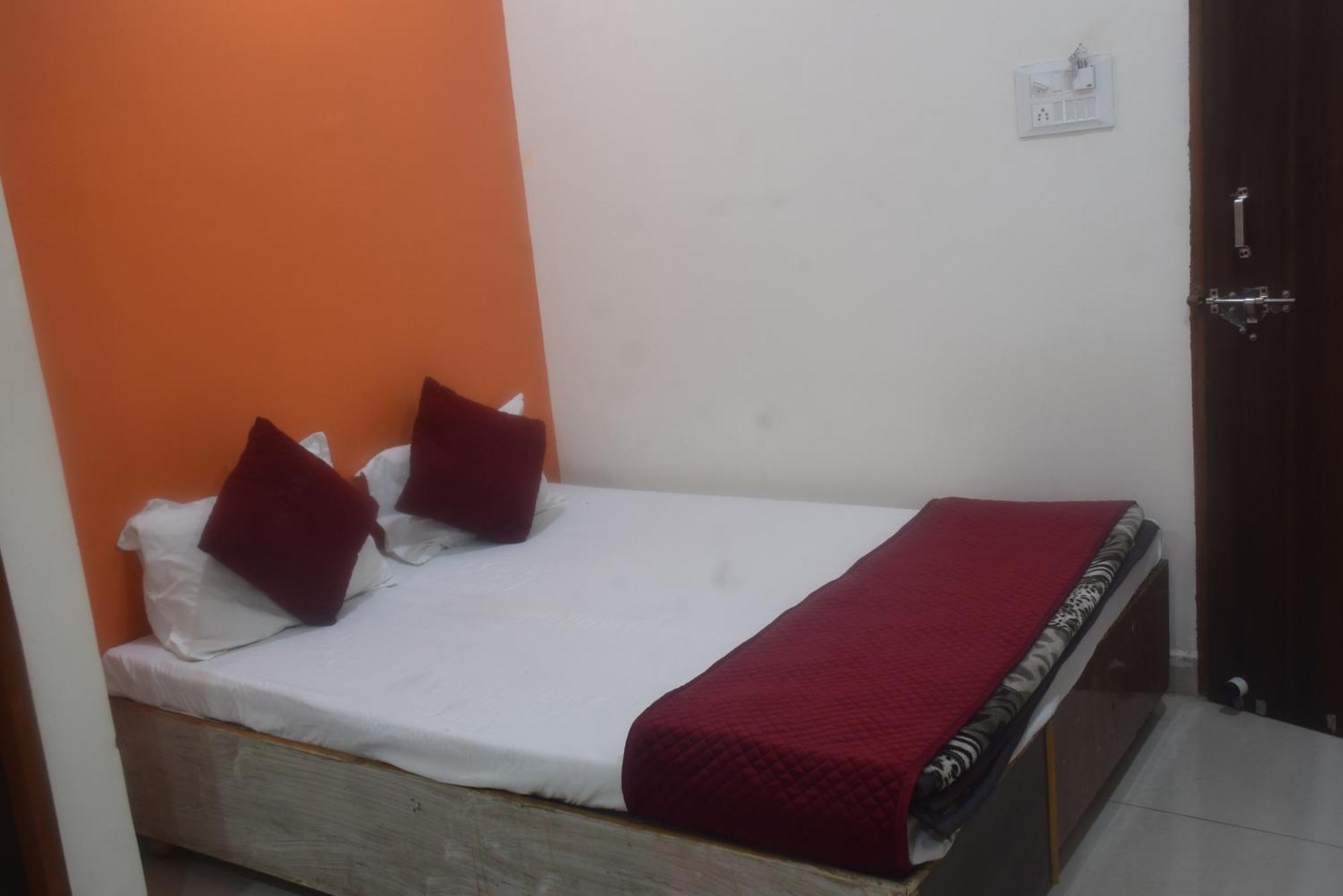Hotel Thakur Ji 博帕尔 外观 照片