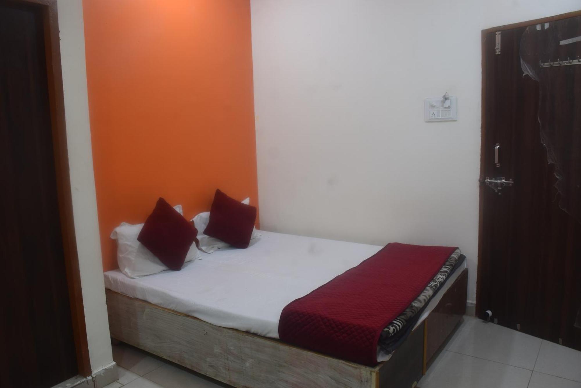 Hotel Thakur Ji 博帕尔 外观 照片