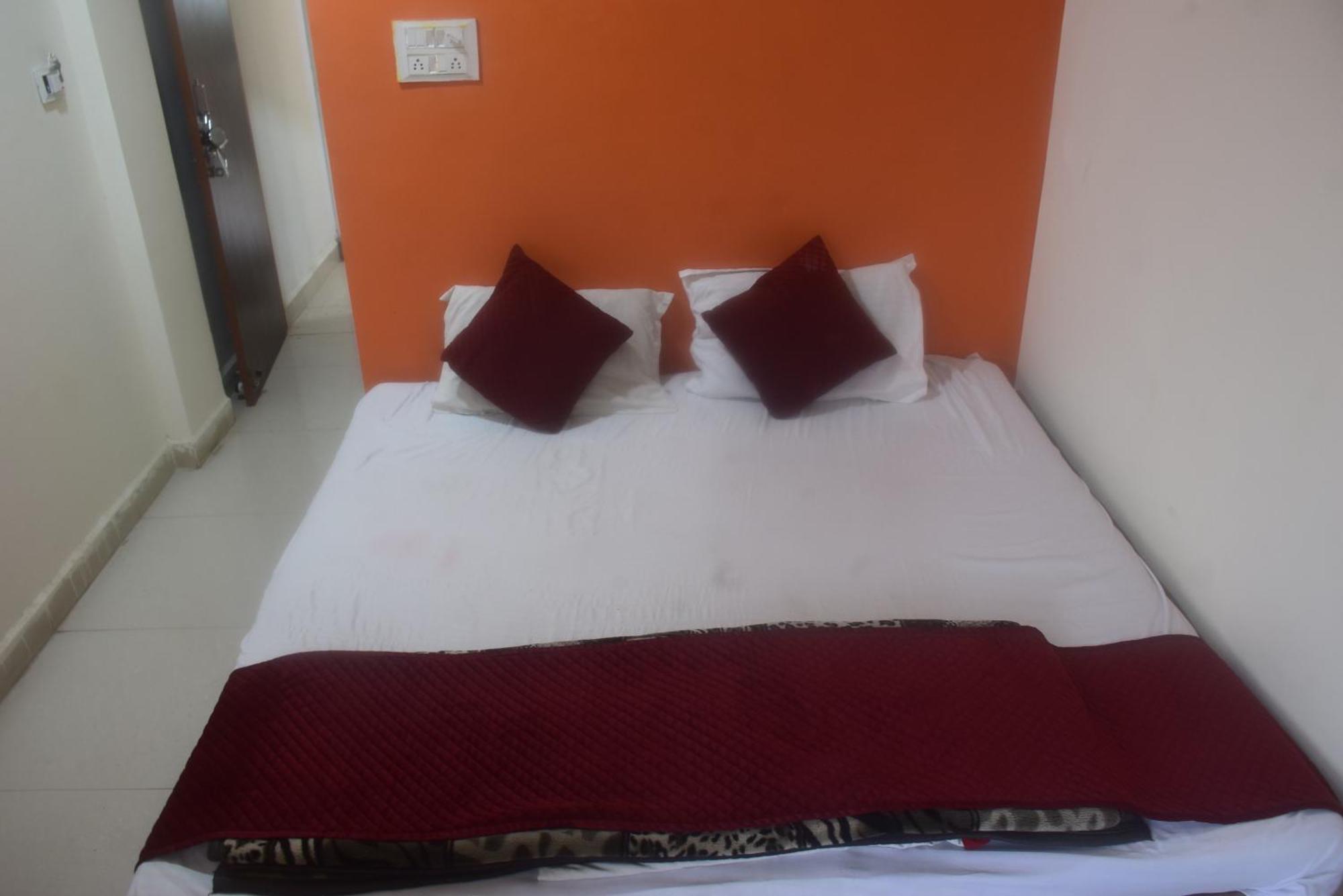 Hotel Thakur Ji 博帕尔 外观 照片