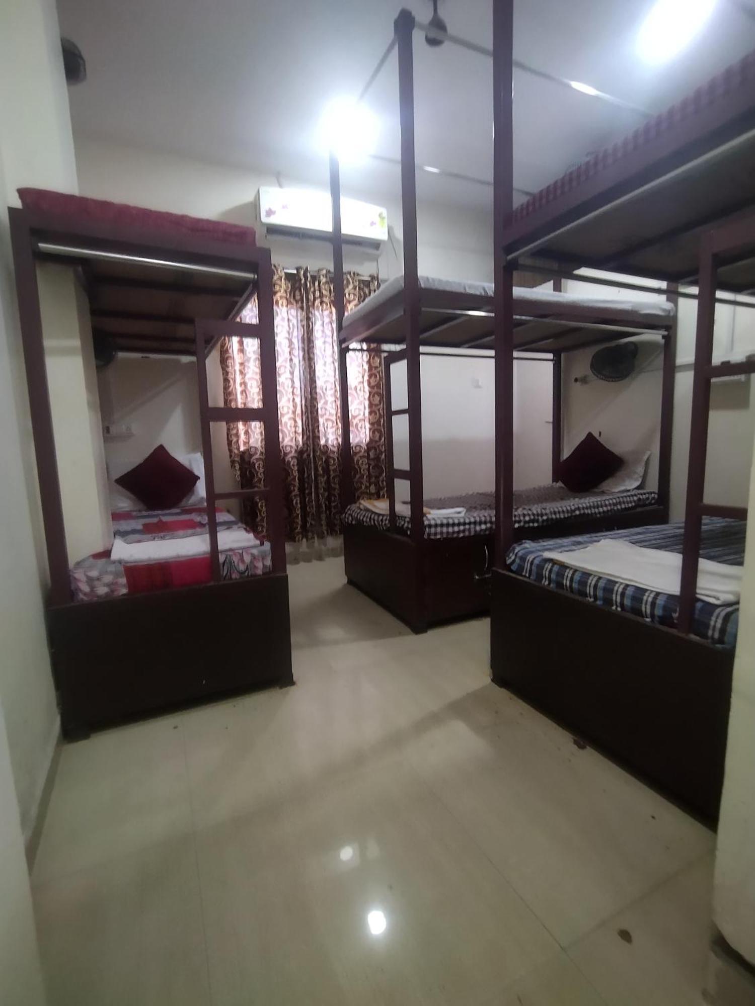Hotel Thakur Ji 博帕尔 外观 照片