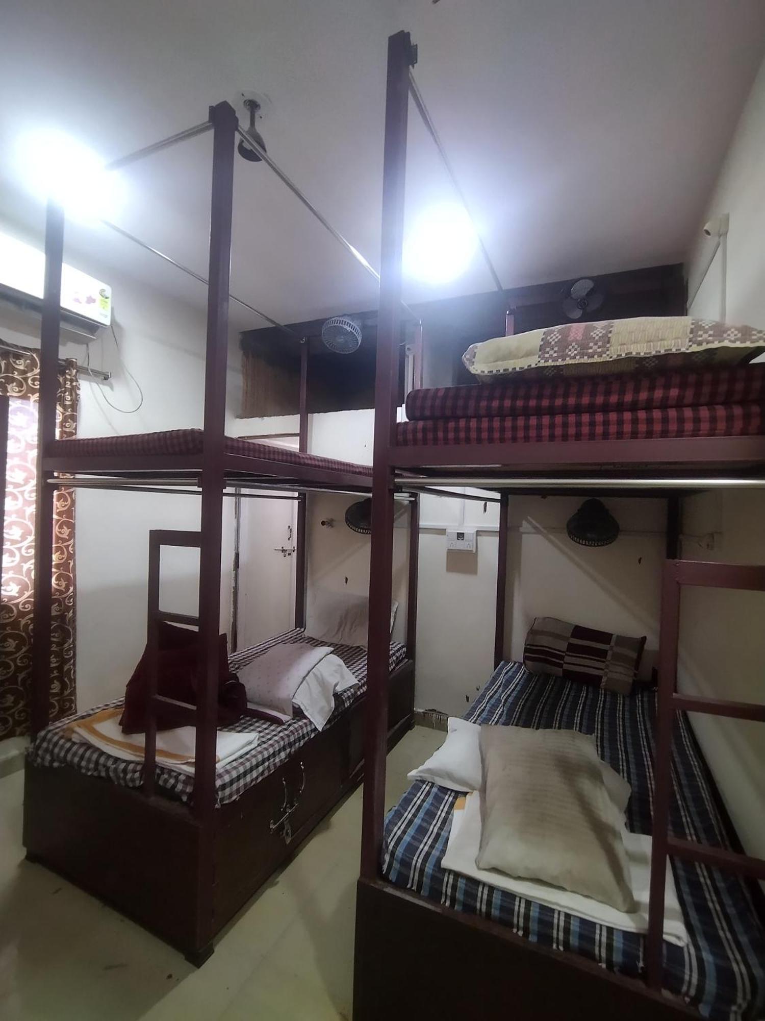 Hotel Thakur Ji 博帕尔 外观 照片